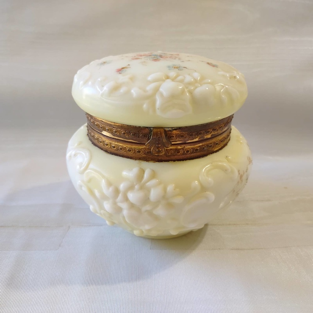 Wavecrest C.F. Monroe Dresser Box Hinged Floral Handpainted Opaline Jar